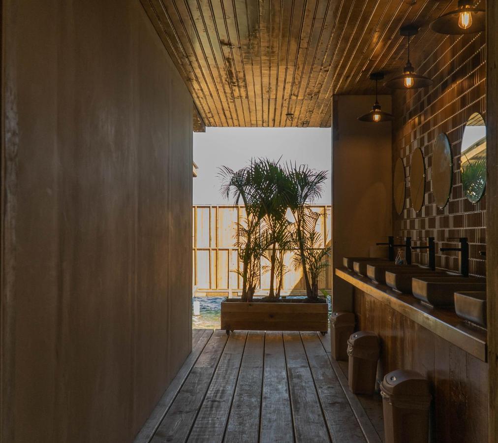 بيت شباب Aqua Lounge بوكاس تاون المظهر الخارجي الصورة