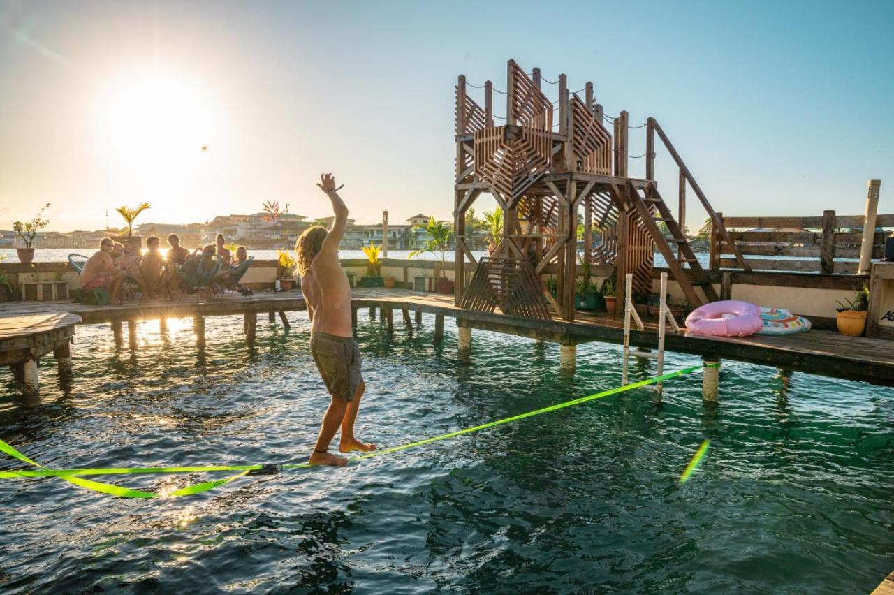 بيت شباب Aqua Lounge بوكاس تاون المظهر الخارجي الصورة